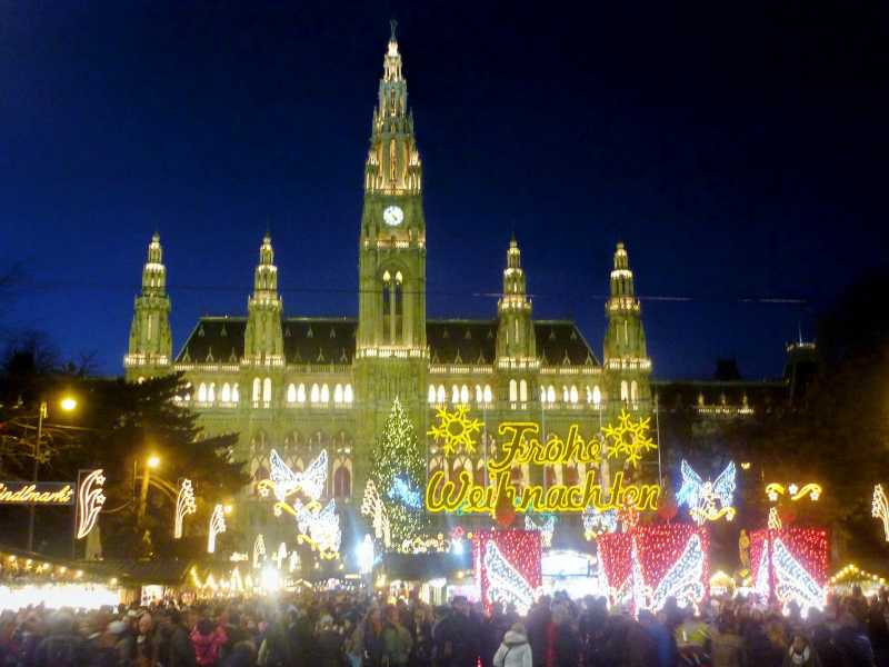 fiakerfahrt zum Christkindlmarkt in Wien